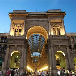 Gardone - Ampio Con 2 Da Letto - Comodo Per Duomo! Italia